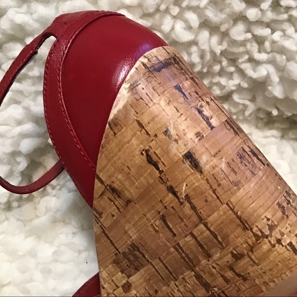 Chinese Laundry wedge sandals - Picture 5 of 11